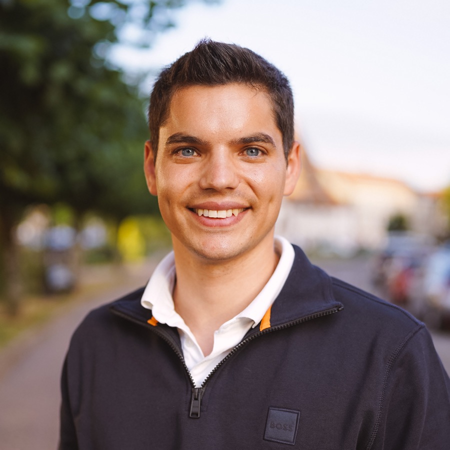 Philipp Engel, Geschäftsführer OneLution